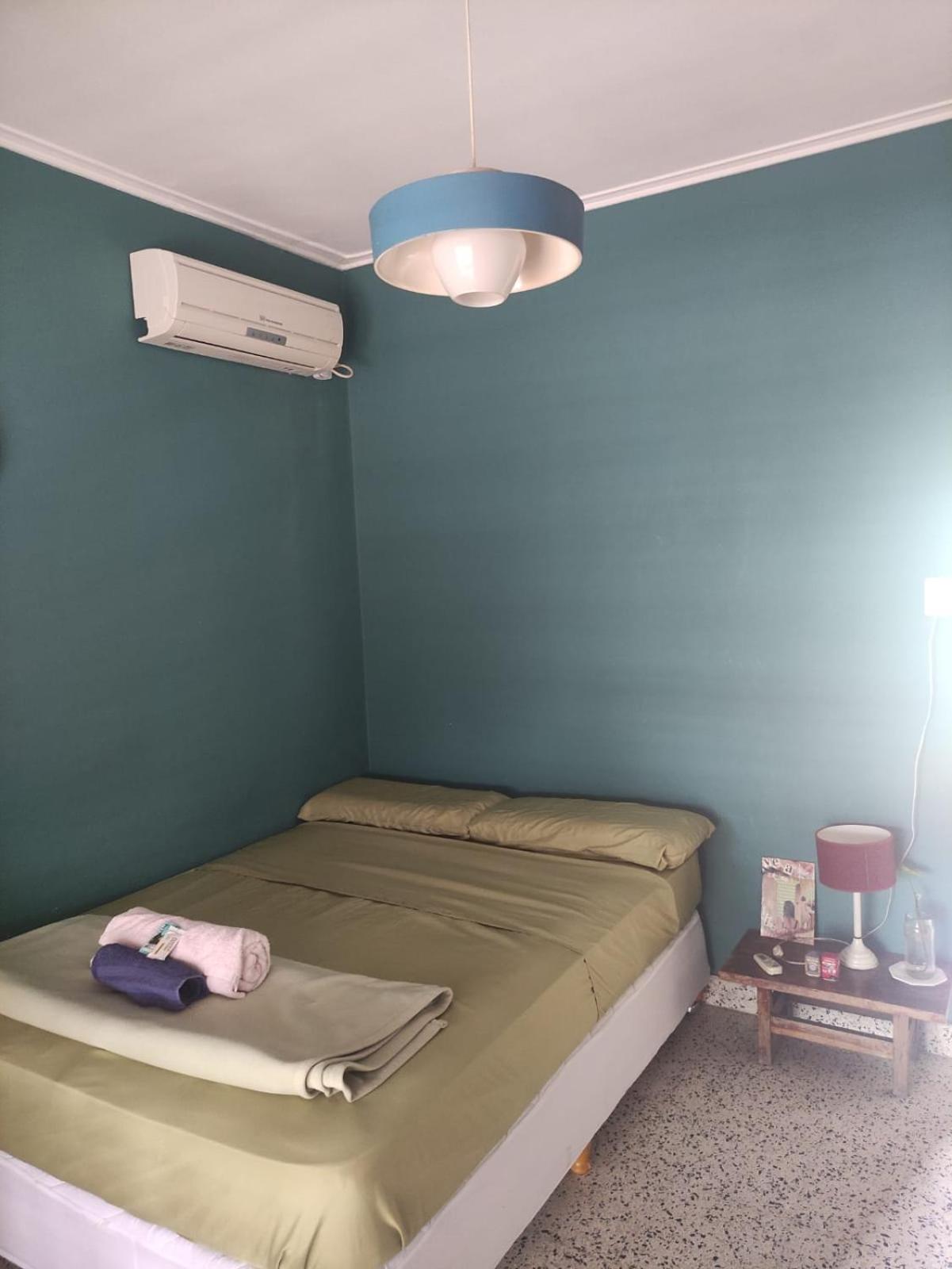 Casa Grande, Centrica Y Con Garaje Homestay Santa Fe